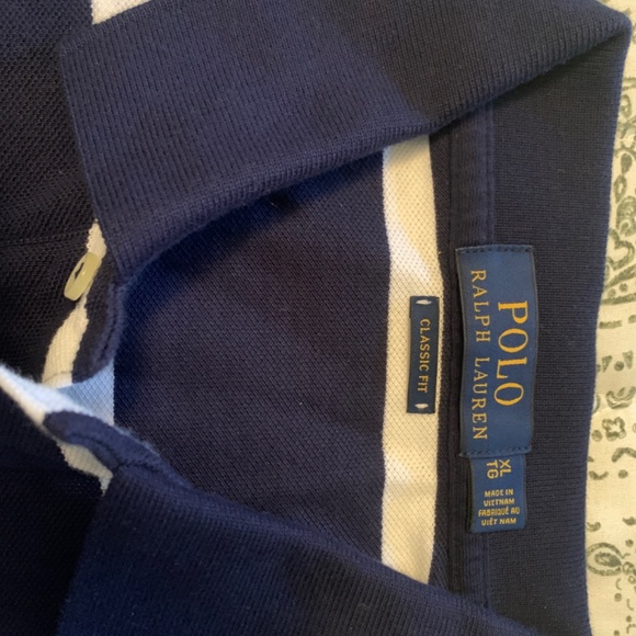 Mens Polo - Picture 2 of 3